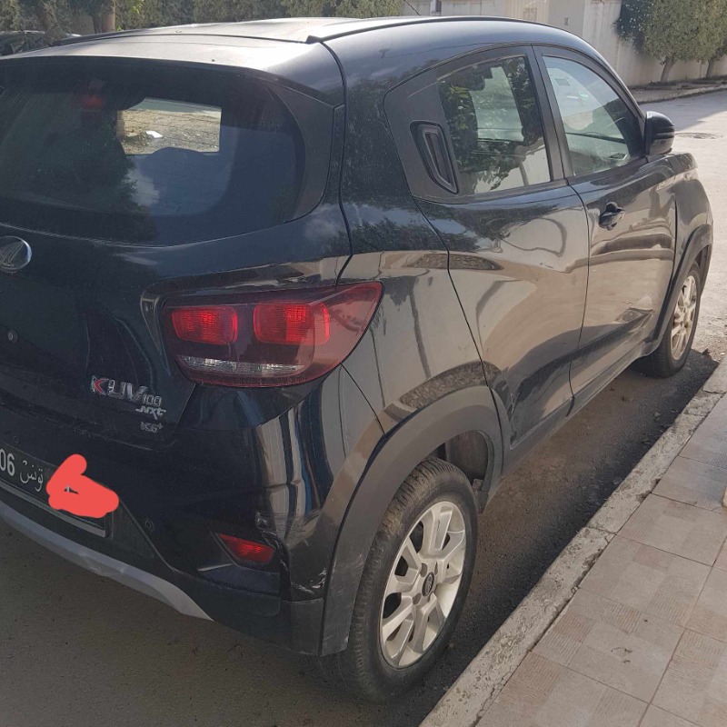 Mahindra KUV 100 Essence 2018