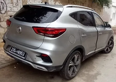 MG Zs Essence 2023