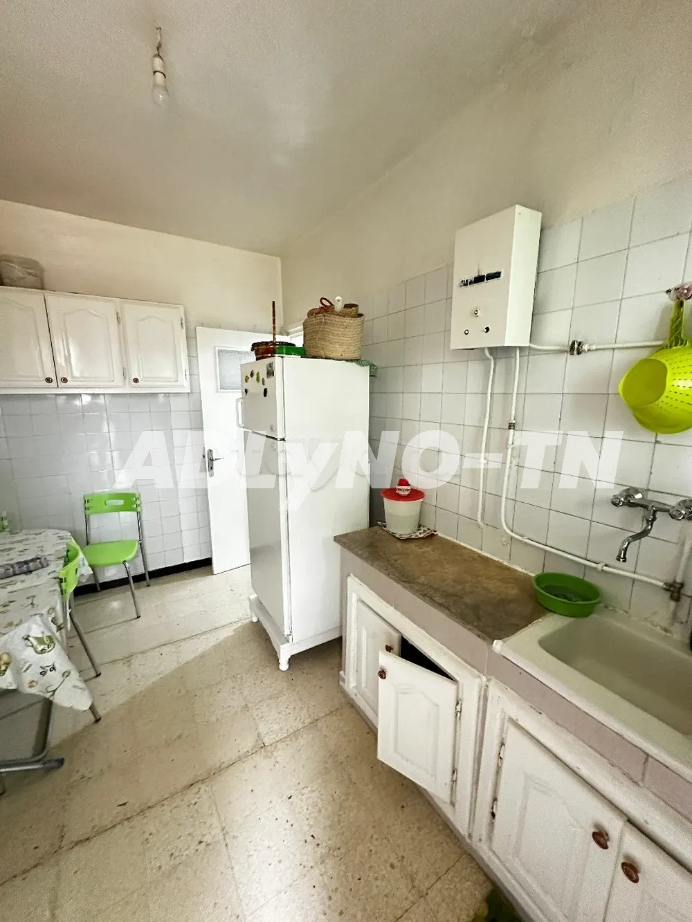 a vendre un appartement S1 au RDC a la nouvelle medina