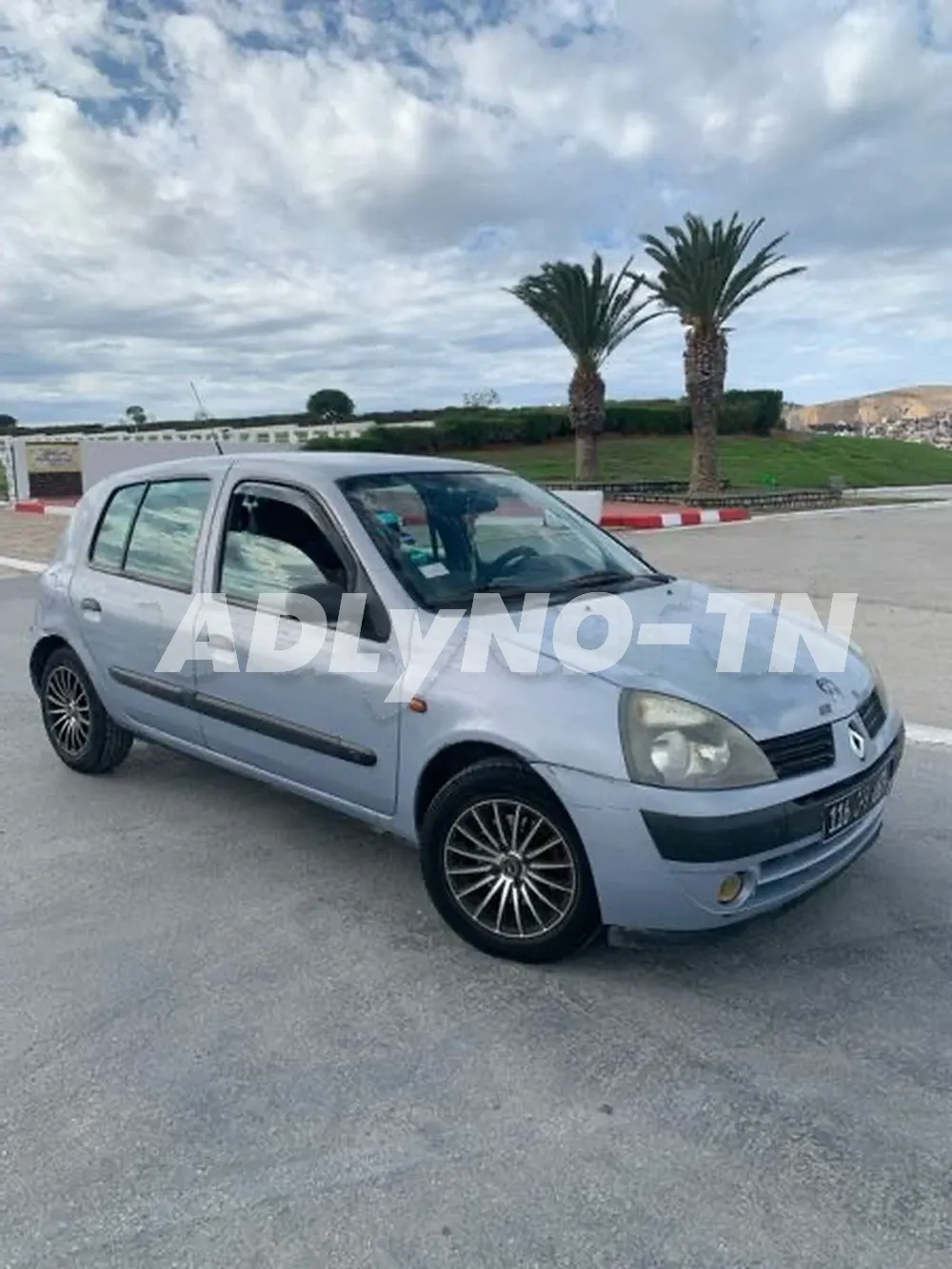 clio bombé pré compus