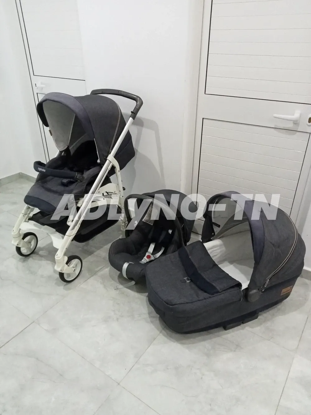 trio inglesina importe comme neuf