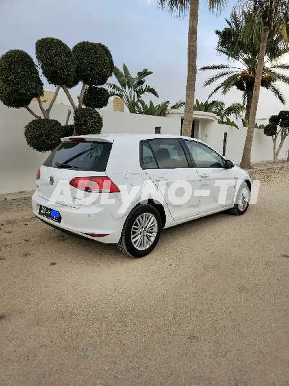 Golf 7 cup modele 11/2014 entree en tunisie en 2019 1 er main en tunisie 5 cv essence 178000 km reel avec carnet entretient chaque entretient a l apui ttt options cliamtiseur elctronic en marche 4 vitres electric abs capteurs de pluie et de lumiere capteu