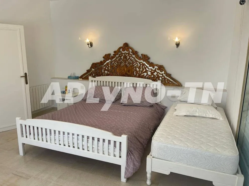 BELLE ET GRANDE VILLA A VENDRE A HAMMAMET NORD ZONE TOURISTIQUE