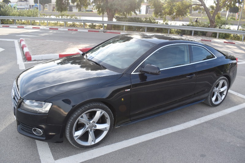 Audi A5 Essence 2011