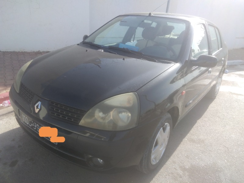 Renault Clio Essence 2003