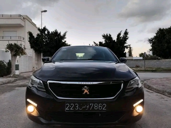 PEUGEOT 301 PREMIÈRE MAIN TRÈS PROPRE