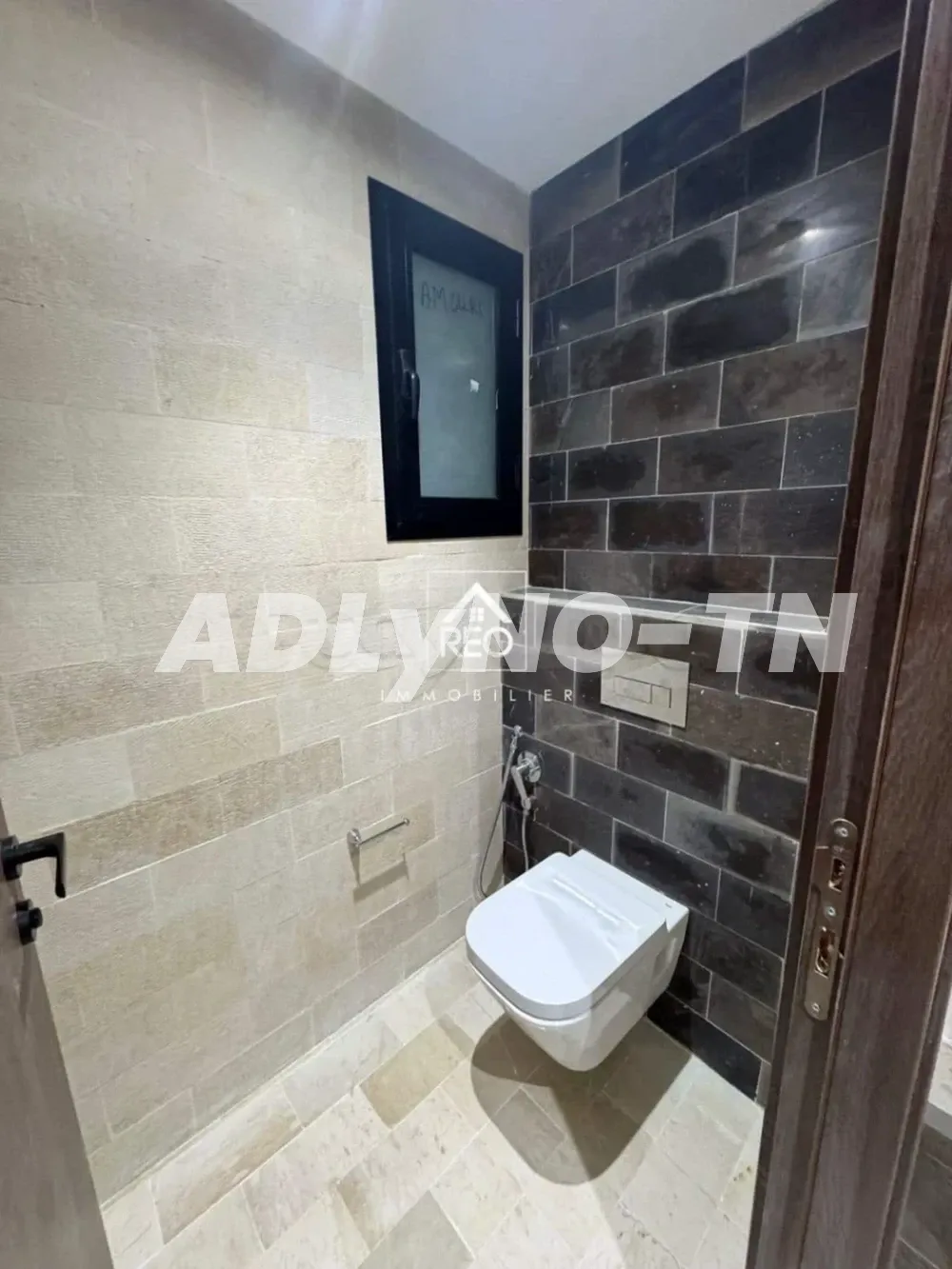 A Vendre : Un lumineux Duplex S+3 DIRECT PROMOTEUR, Situé à La Soukra