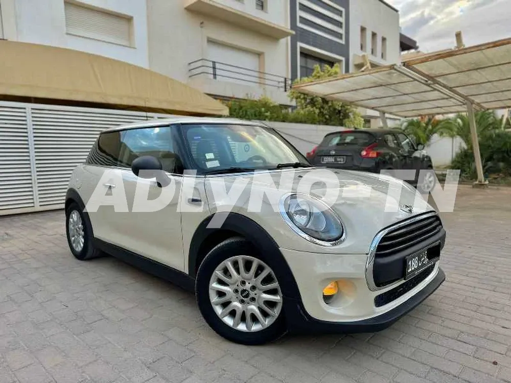 MINI ONE 2015