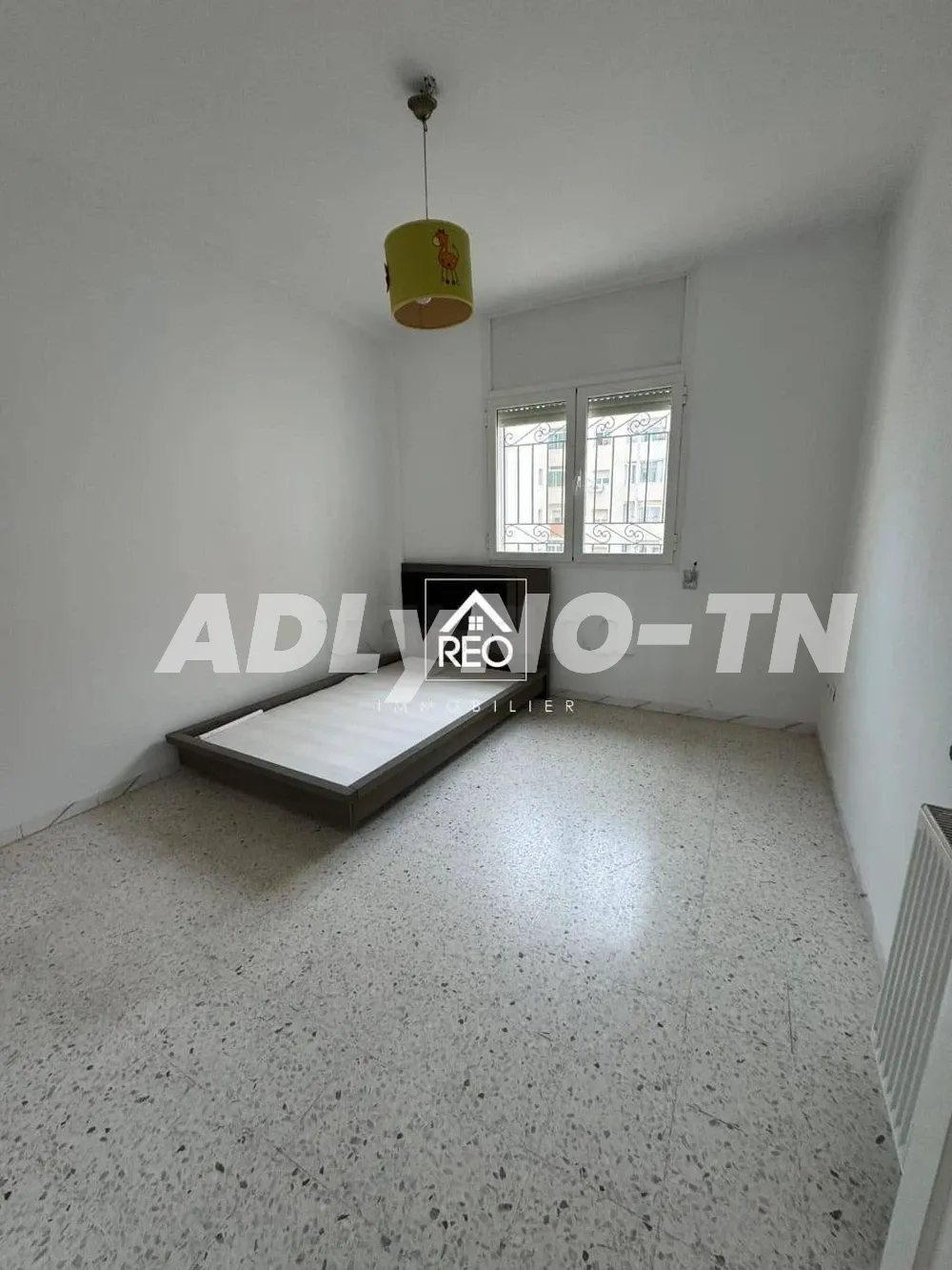 À Vendre : Un appartement S+4 situé à Jardin L'Aouina