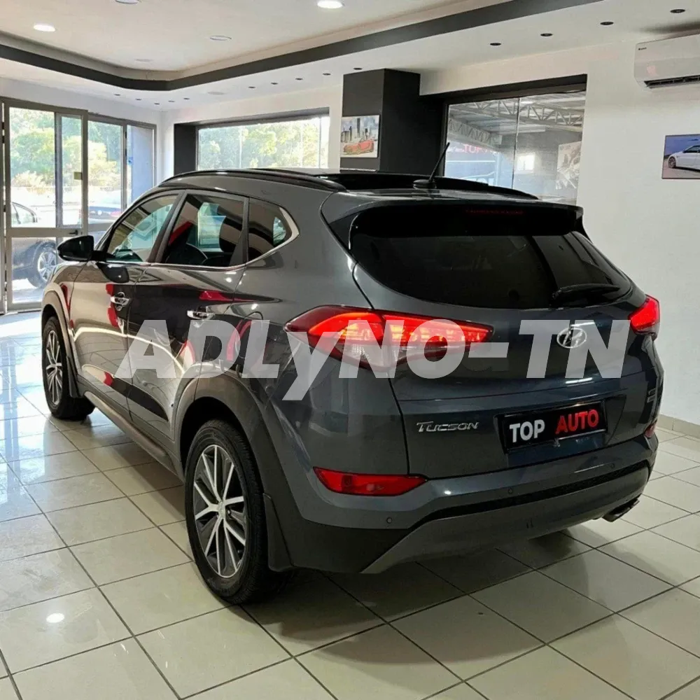 HYUNDAI TUCSON CRDI 4x4