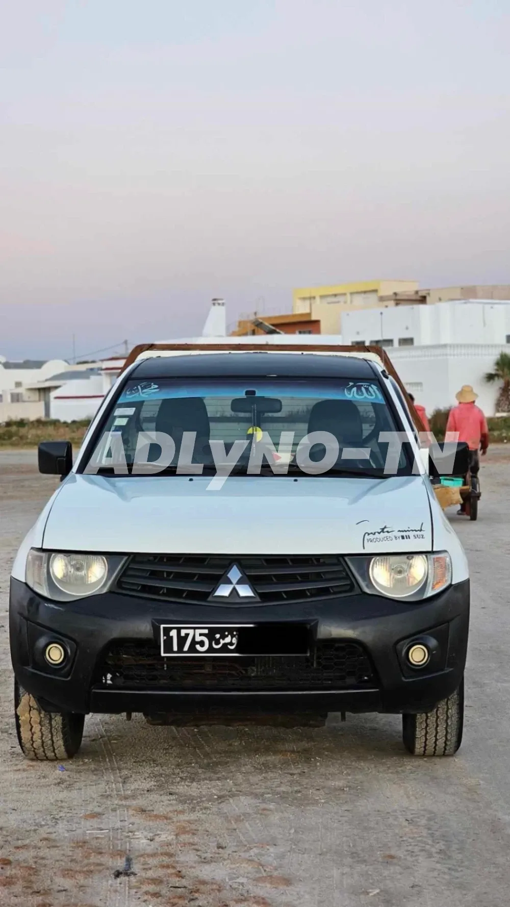 Mitsubishi l200