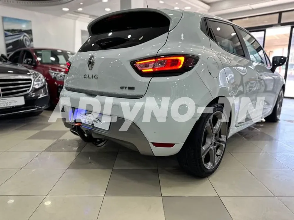 ? RENAULT CLIO GT-LINE?