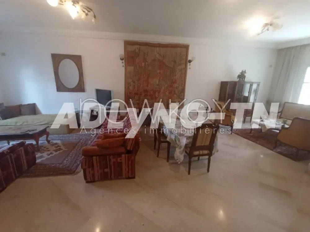 Une Villa jumelée à vendre à La Soukra