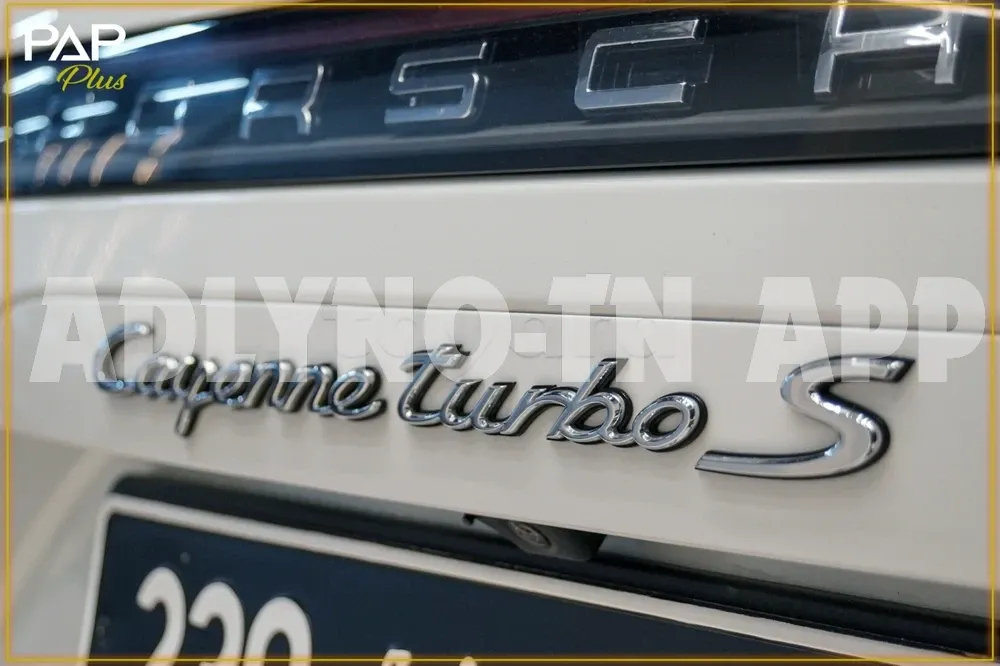 ▶ PORSCHE CAYENNE TURBO S ◀