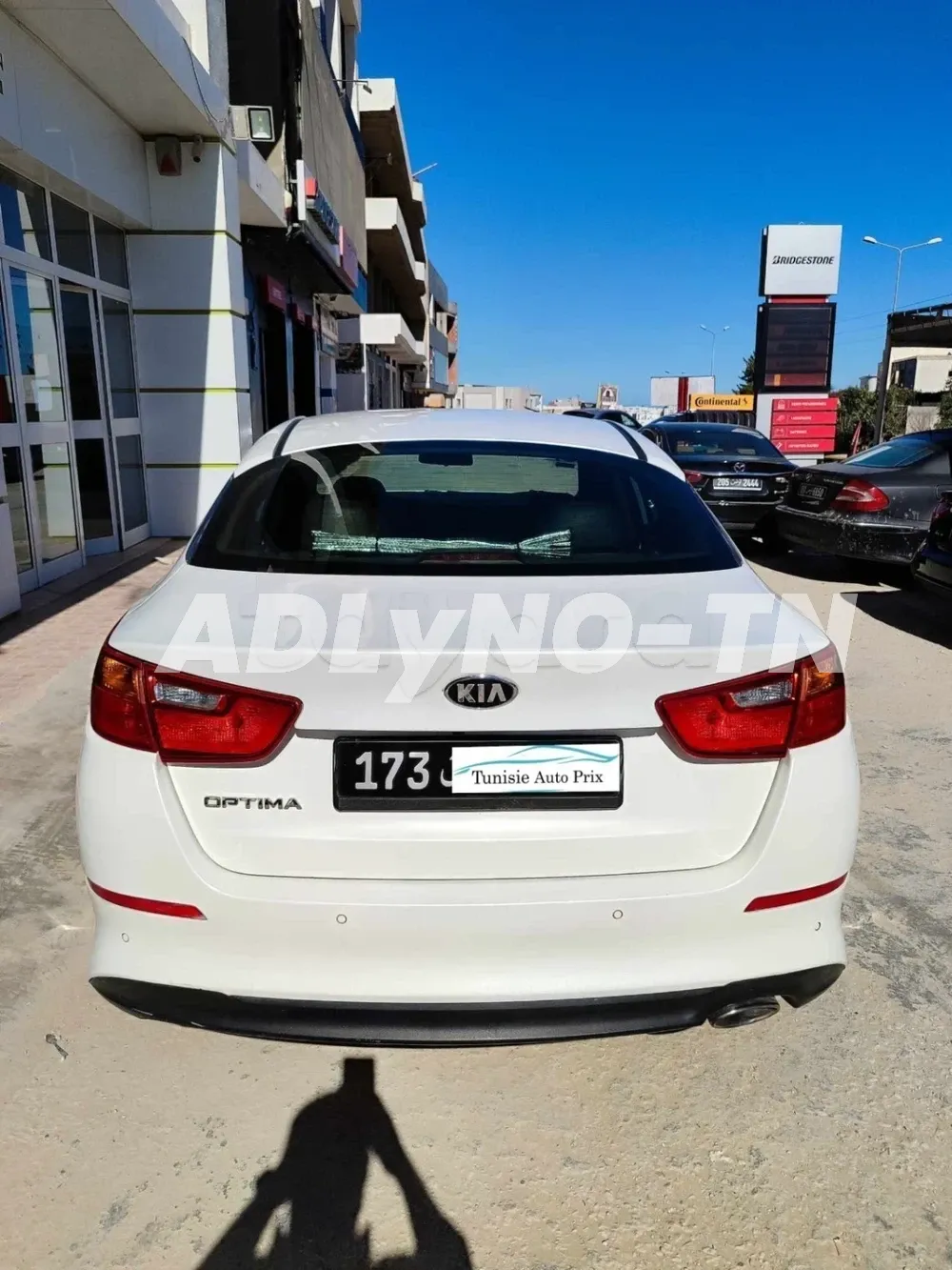 KIA OPTIMA BOITE AUTO ETAT TRÈS PROPRE TEL 22801802