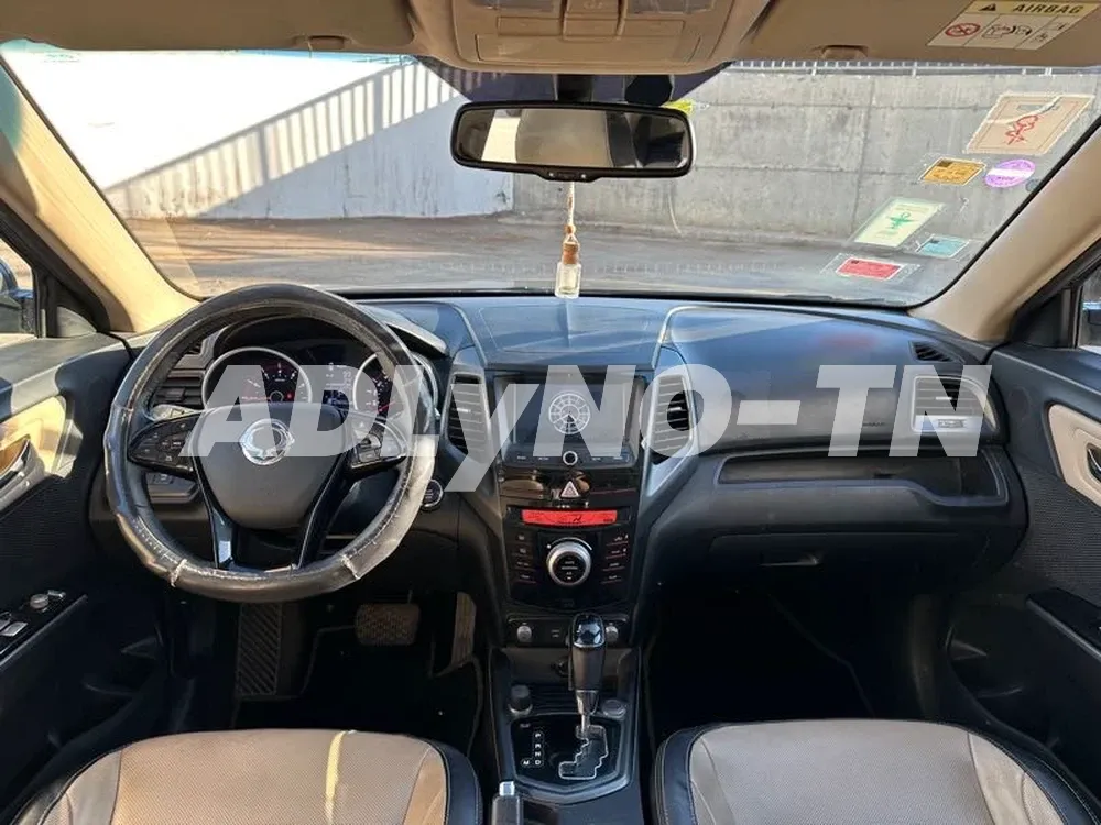 voiture Ssang yong xlv 2018