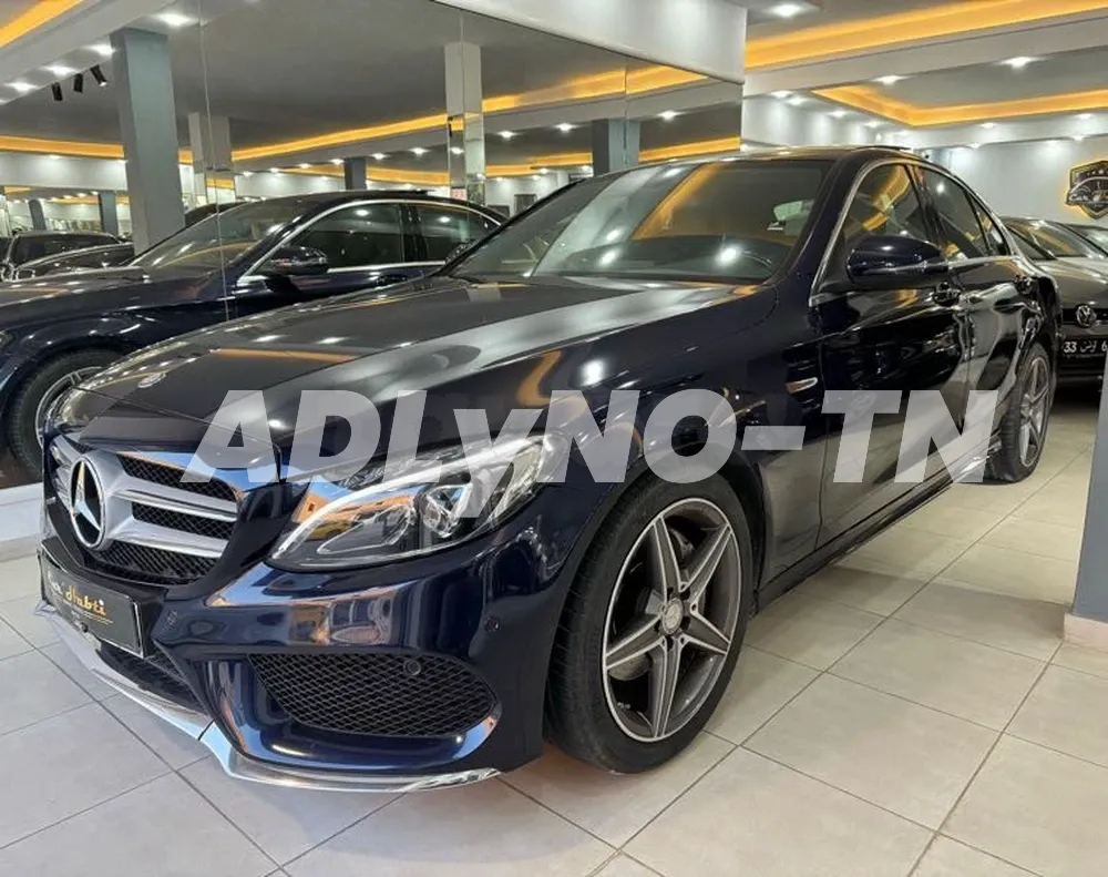 2016 MERCEDES C180 KIT AMG TOIT OUVRANT PREMIÈRE MAIN ?